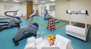 麦斯哥路酒店 4*